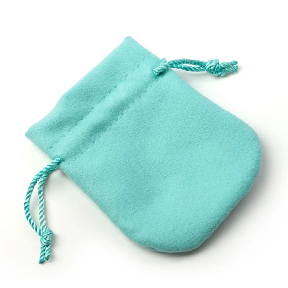 ✨Silver Flower Ring✨ - Picture 5 of 6